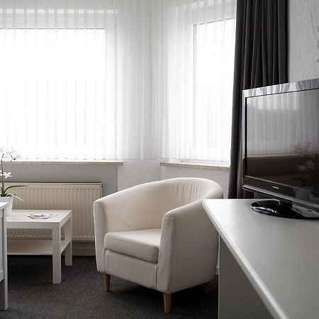 Hotel Asslar Экстерьер фото